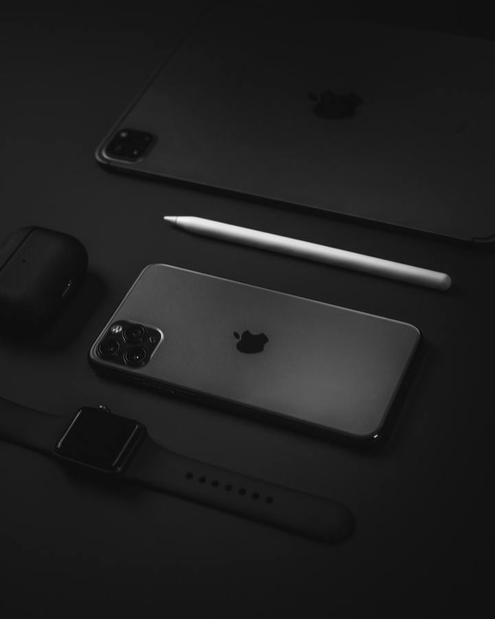 Porady dotyczące naprawy&nbsp;iPhone’a